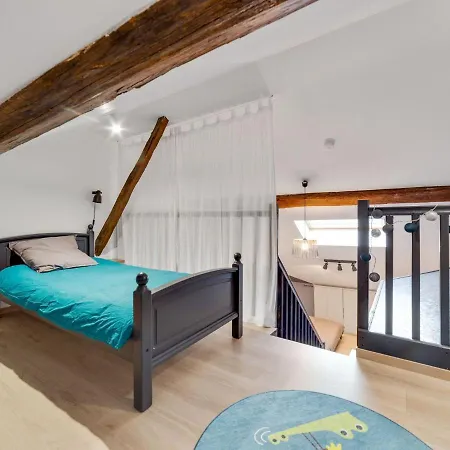 Stupendous Holiday In With Private Courtyard Vakantiehuis Rocroi